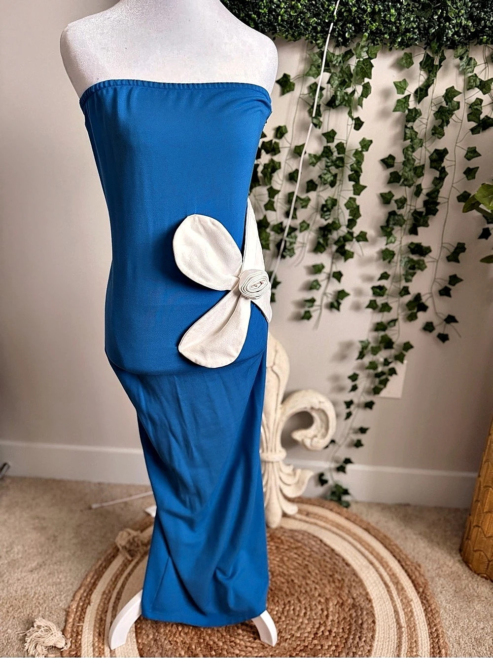 ZESICA Blue & White Maxi Dress Like New
